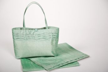 Green silk handbag and matching wrap